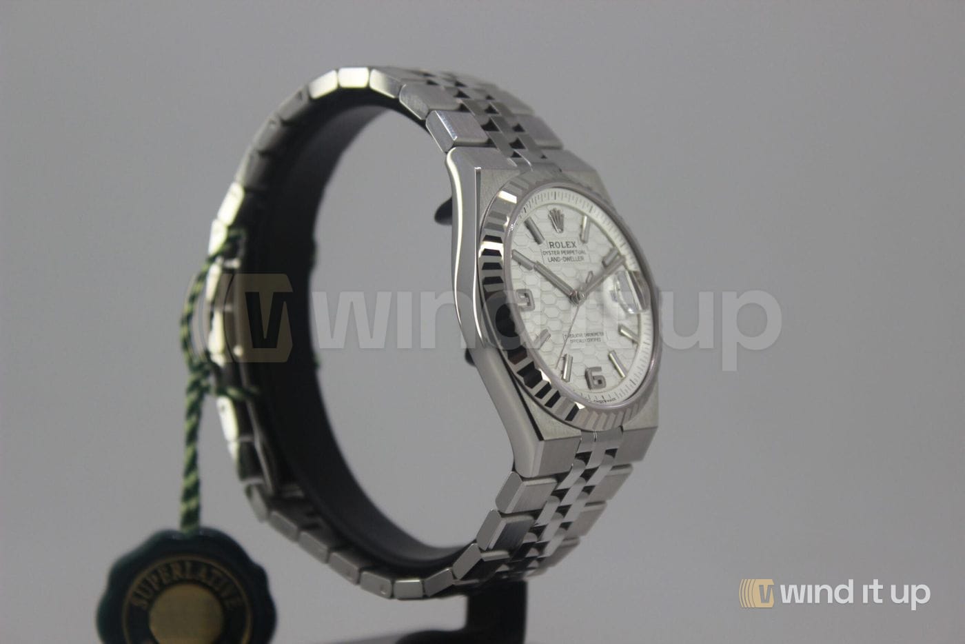 Land-Dweller honeycomb dial